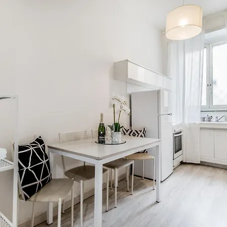 Trastevere Station Gold Apartment *
