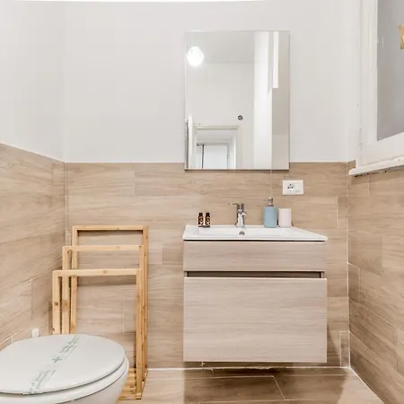 Apartment Trastevere Station Gold *