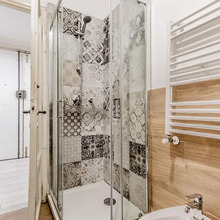 Apartment Trastevere Station Gold